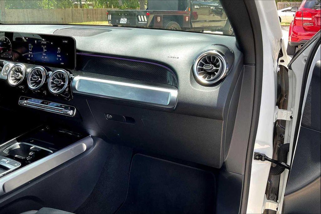 used 2025 Mercedes-Benz GLB 250 car, priced at $39,455