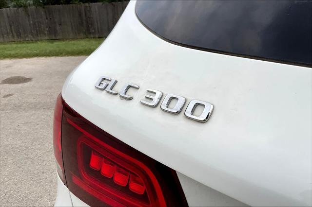 used 2020 Mercedes-Benz GLC 300 car, priced at $28,289