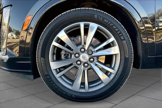 used 2021 Cadillac XT6 car, priced at $34,170