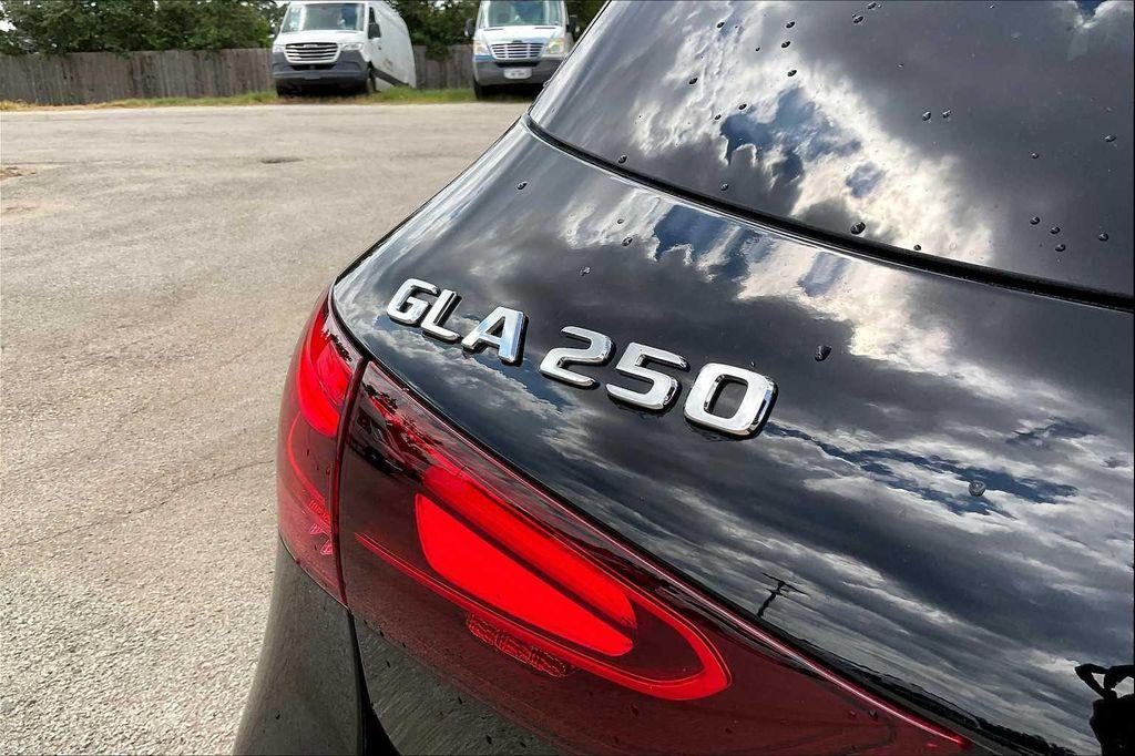 used 2025 Mercedes-Benz GLA 250 car, priced at $38,777