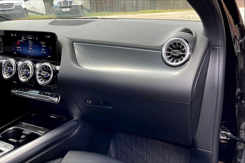 used 2025 Mercedes-Benz GLA 250 car, priced at $38,777