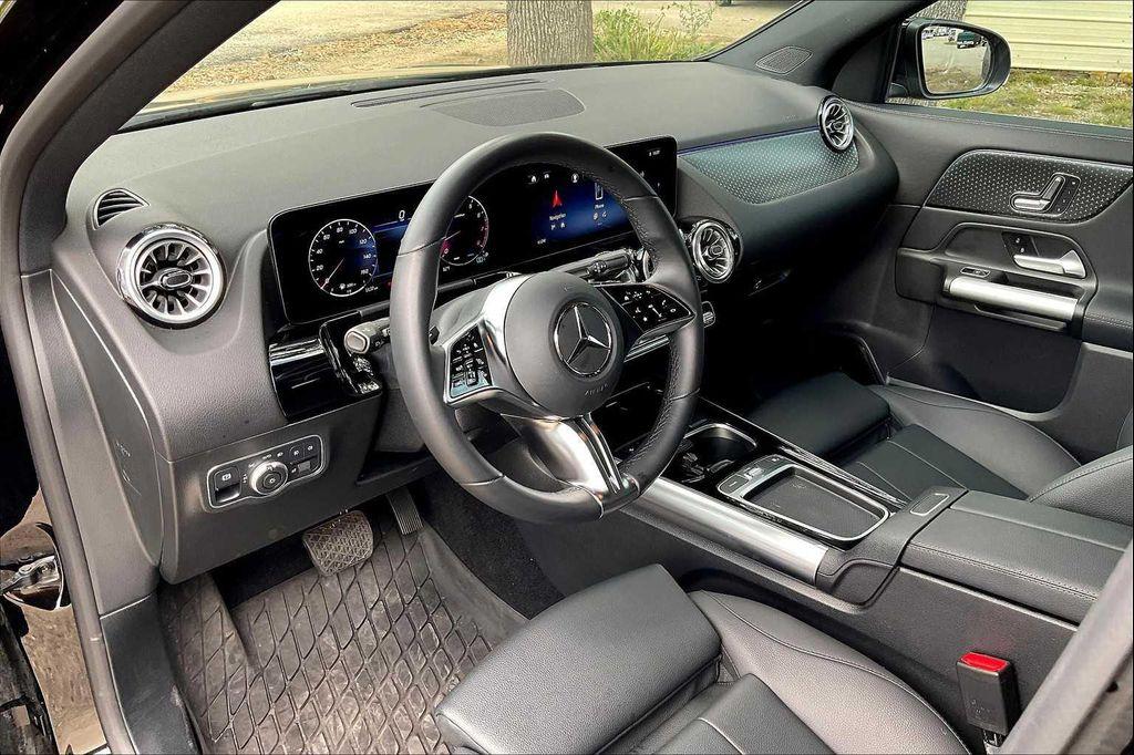 used 2025 Mercedes-Benz GLA 250 car, priced at $38,777