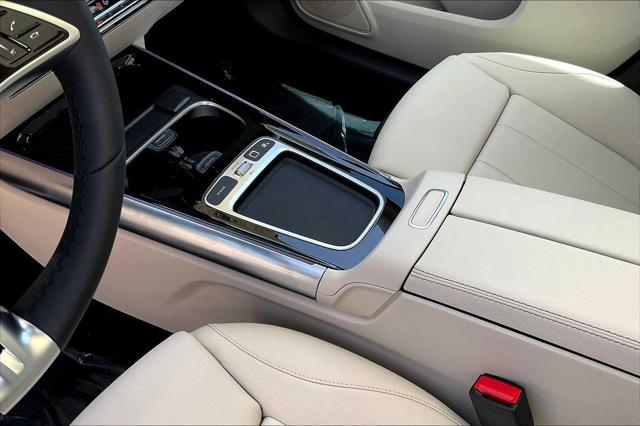 new 2025 Mercedes-Benz GLA 250 car, priced at $51,180