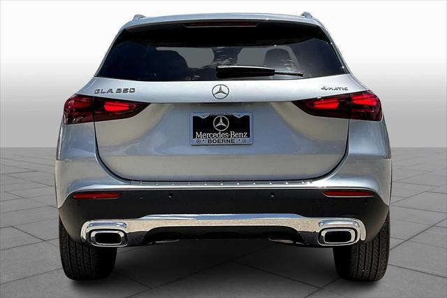 new 2025 Mercedes-Benz GLA 250 car, priced at $51,180