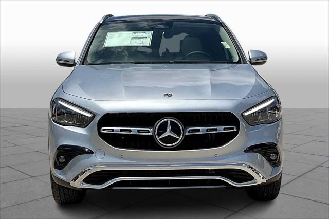 new 2025 Mercedes-Benz GLA 250 car, priced at $51,180
