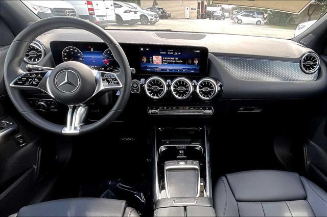 new 2025 Mercedes-Benz GLA 250 car, priced at $44,345