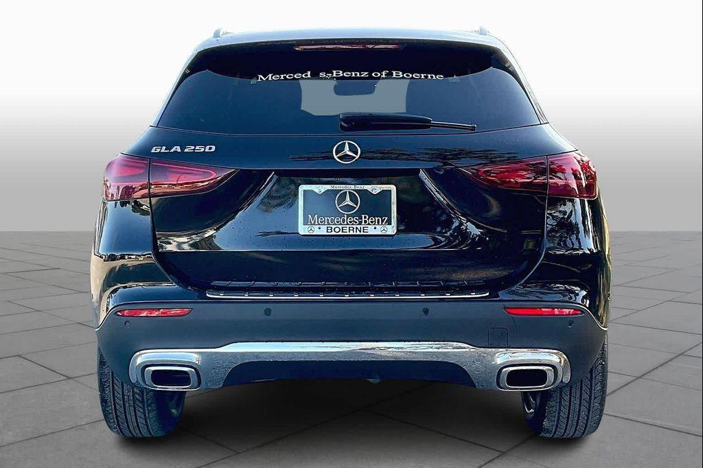 used 2025 Mercedes-Benz GLA 250 car, priced at $38,555