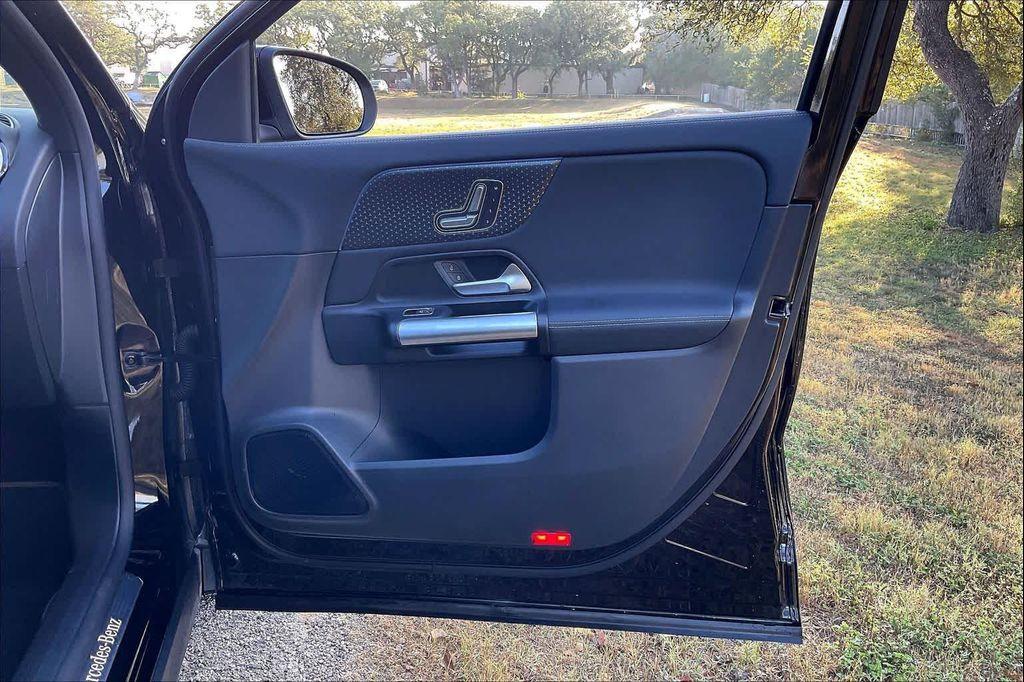 used 2025 Mercedes-Benz GLA 250 car, priced at $38,555