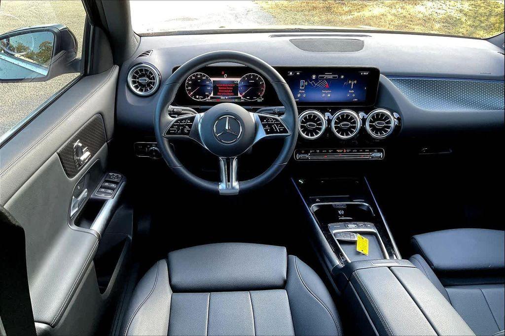 used 2025 Mercedes-Benz GLA 250 car, priced at $38,555