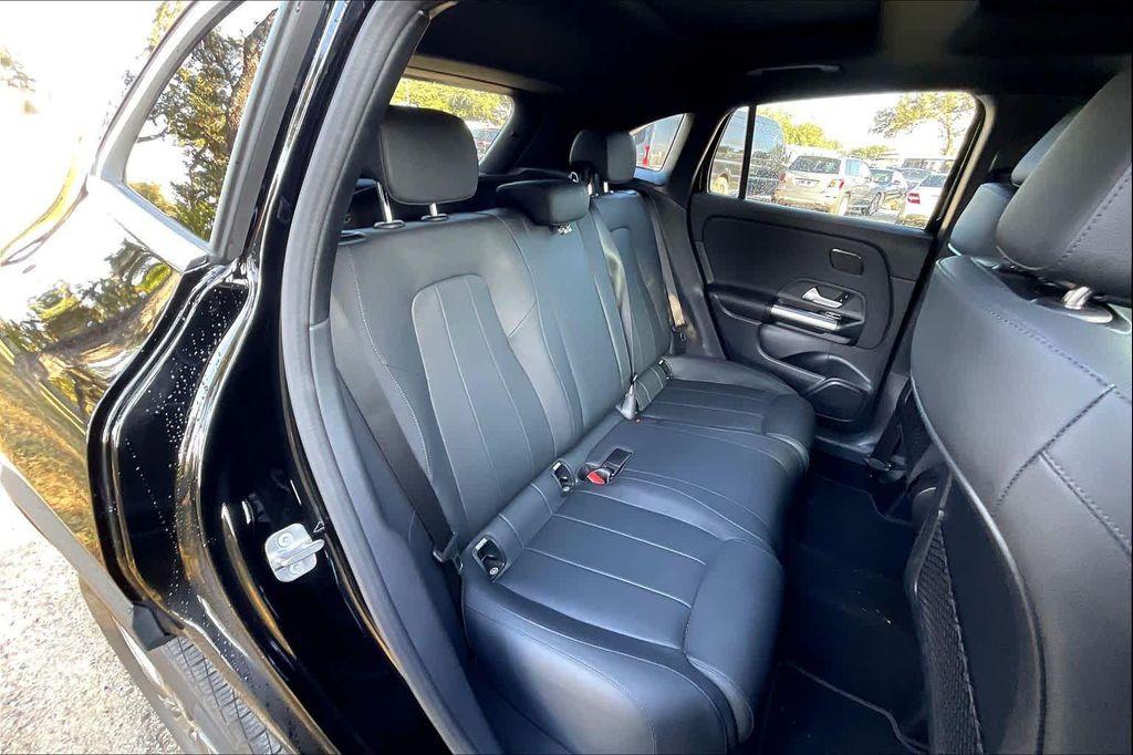 used 2025 Mercedes-Benz GLA 250 car, priced at $38,555