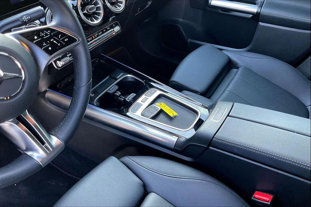 used 2025 Mercedes-Benz GLA 250 car, priced at $38,555