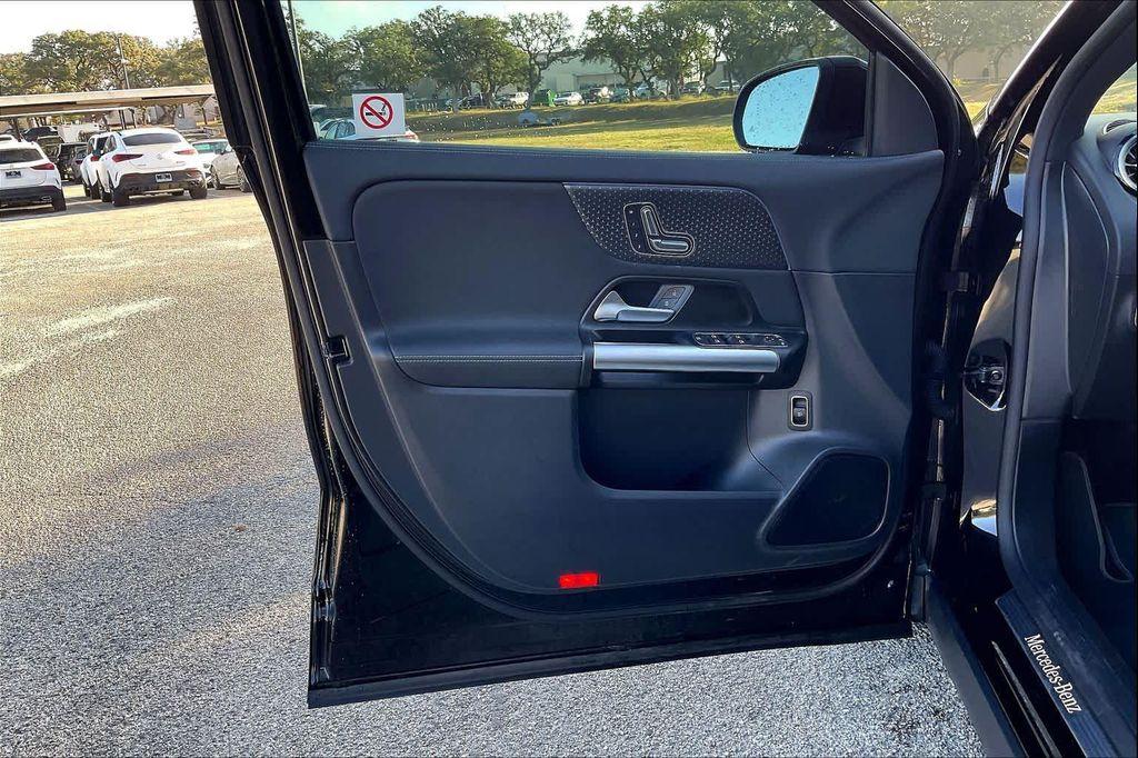 used 2025 Mercedes-Benz GLA 250 car, priced at $38,555