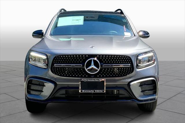 new 2024 Mercedes-Benz GLB 250 car, priced at $52,880