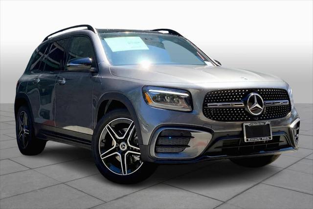 new 2024 Mercedes-Benz GLB 250 car, priced at $52,880