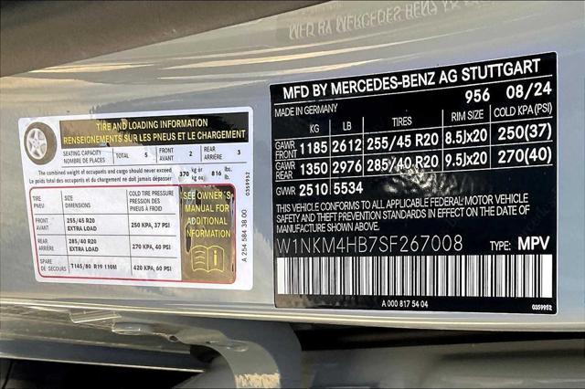 new 2025 Mercedes-Benz GLC 300 car, priced at $71,065