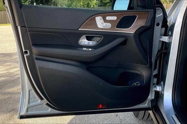 new 2025 Mercedes-Benz GLE 350 car, priced at $69,715