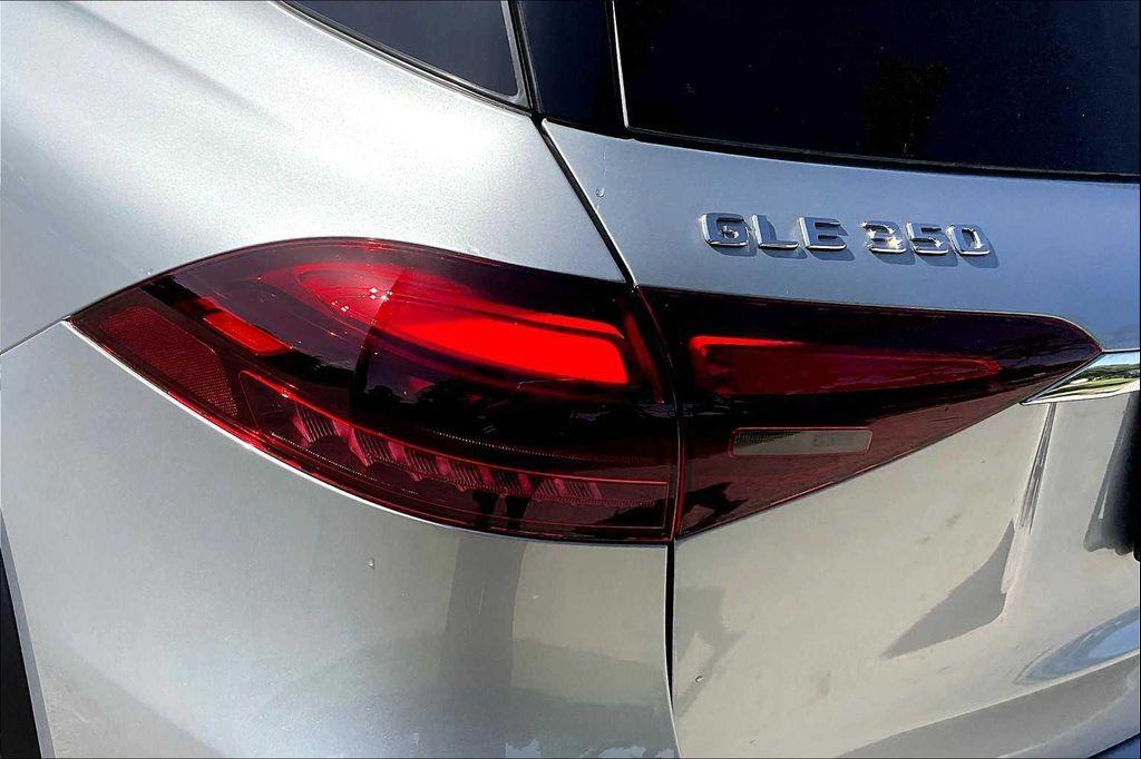 new 2025 Mercedes-Benz GLE 350 car, priced at $69,715
