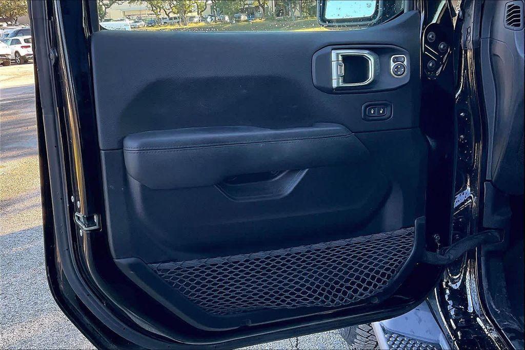 used 2021 Jeep Wrangler Unlimited car, priced at $29,720