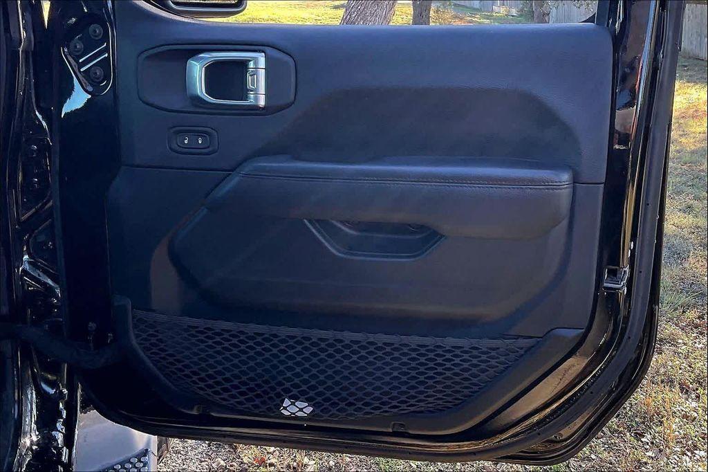 used 2021 Jeep Wrangler Unlimited car, priced at $29,720