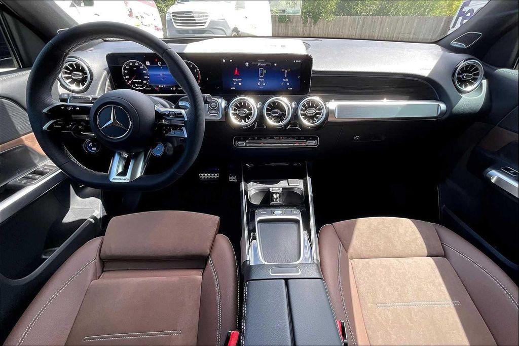 new 2025 Mercedes-Benz AMG GLB 35 car, priced at $69,740