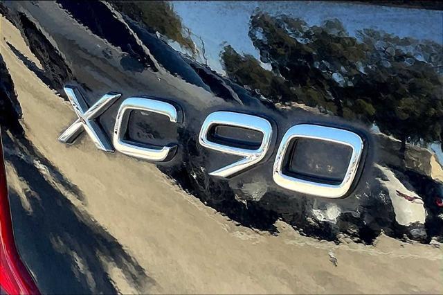 used 2021 Volvo XC90 car, priced at $32,555