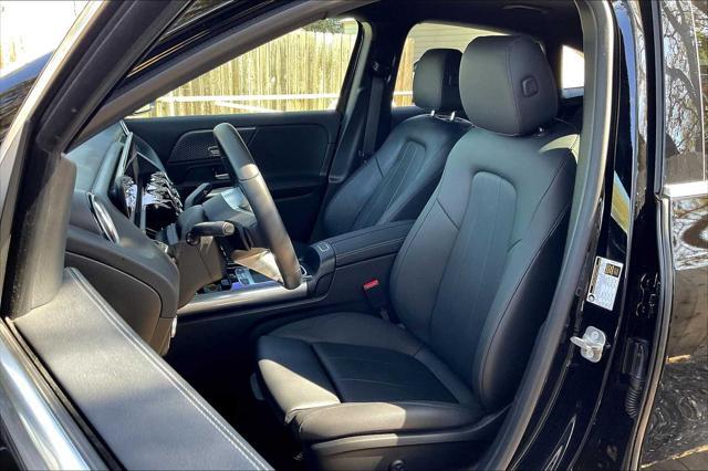 used 2025 Mercedes-Benz GLA 250 car, priced at $39,958