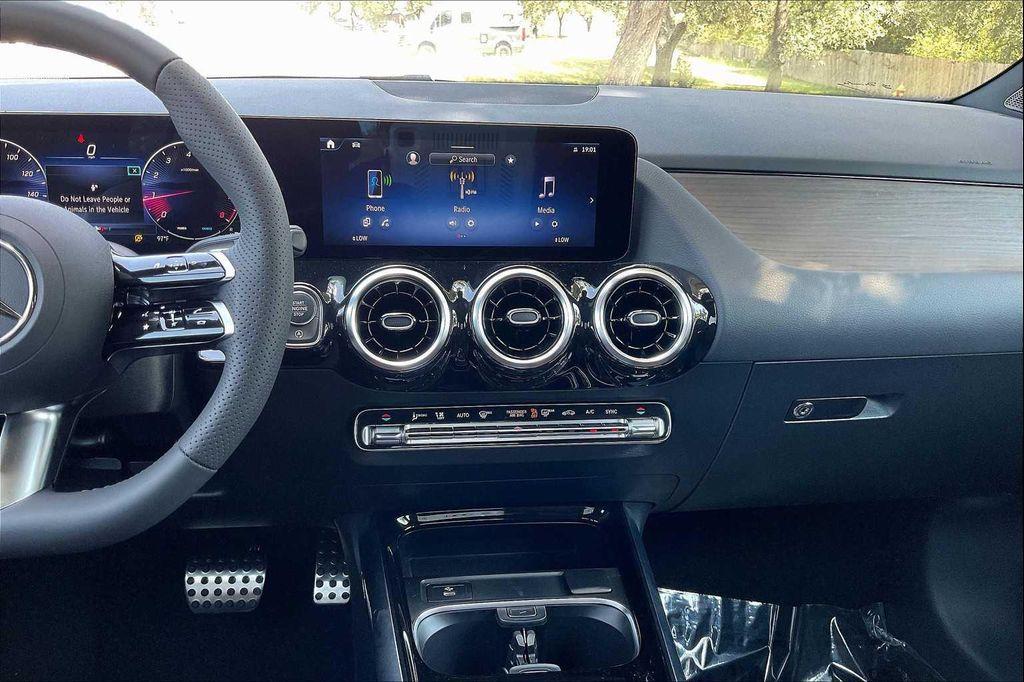 new 2026 Mercedes-Benz GLA 250 car, priced at $49,755