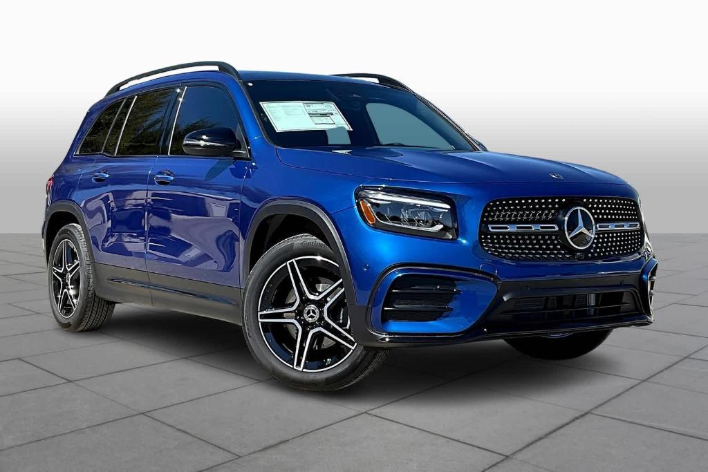 new 2024 Mercedes-Benz GLB 250 car, priced at $53,950