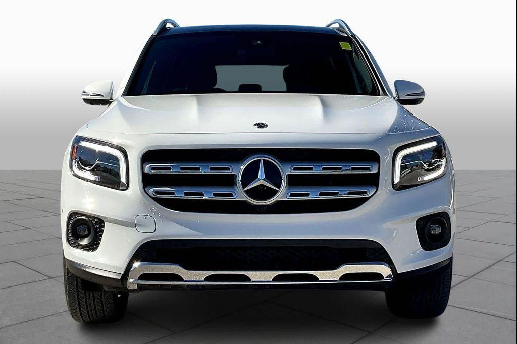 used 2023 Mercedes-Benz GLB 250 car, priced at $30,777