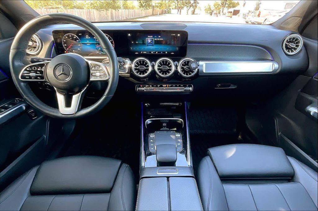 used 2023 Mercedes-Benz GLB 250 car, priced at $30,777