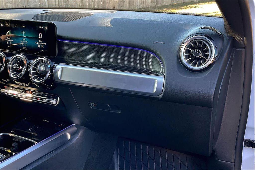 used 2023 Mercedes-Benz GLB 250 car, priced at $30,777