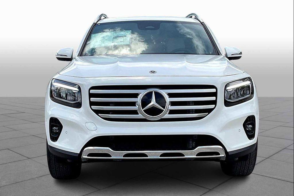 new 2025 Mercedes-Benz GLB 250 car, priced at $47,145