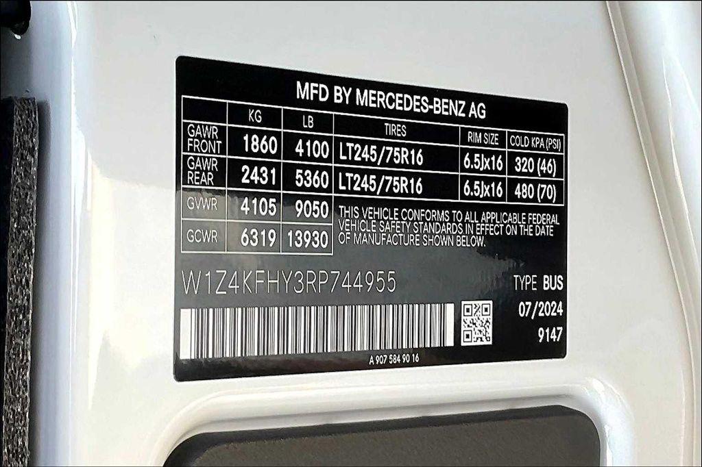 new 2024 Mercedes-Benz Sprinter 2500 car, priced at $68,656