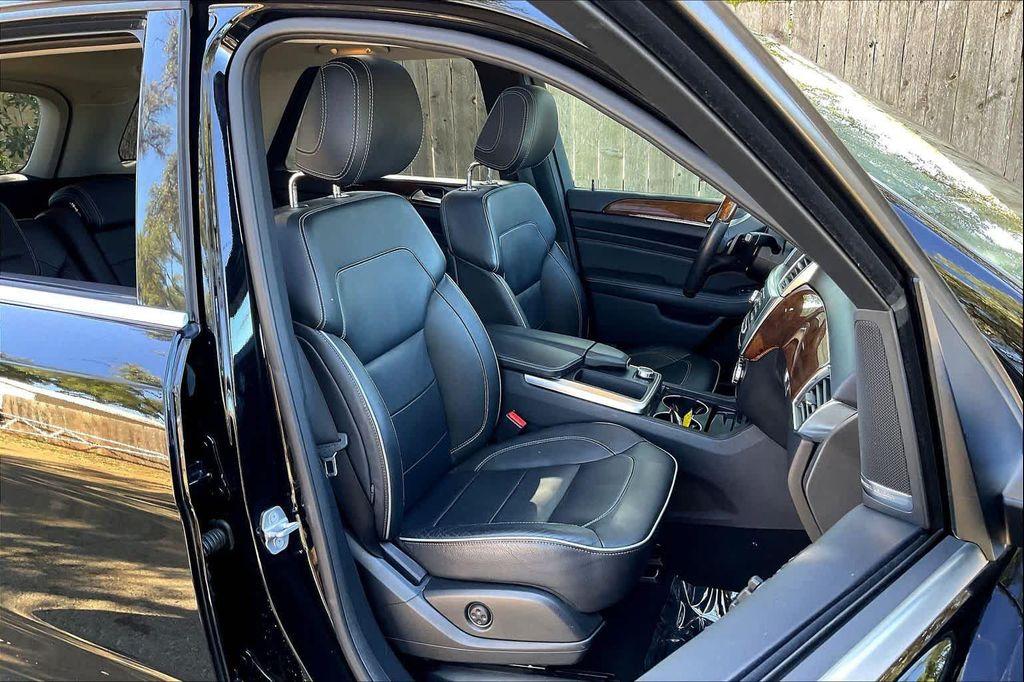 used 2012 Mercedes-Benz M-Class car, priced at $10,555