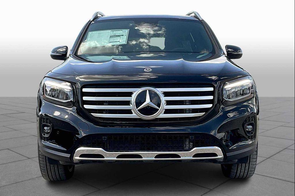new 2025 Mercedes-Benz GLB 250 car, priced at $54,765