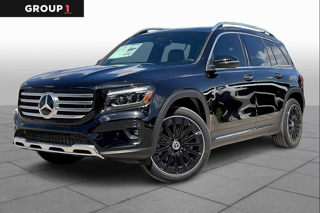 new 2025 Mercedes-Benz GLB 250 car, priced at $54,765
