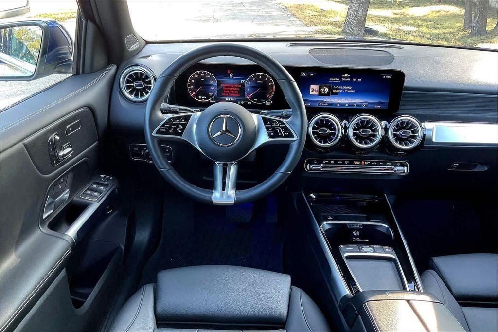 used 2025 Mercedes-Benz GLB 250 car, priced at $41,555