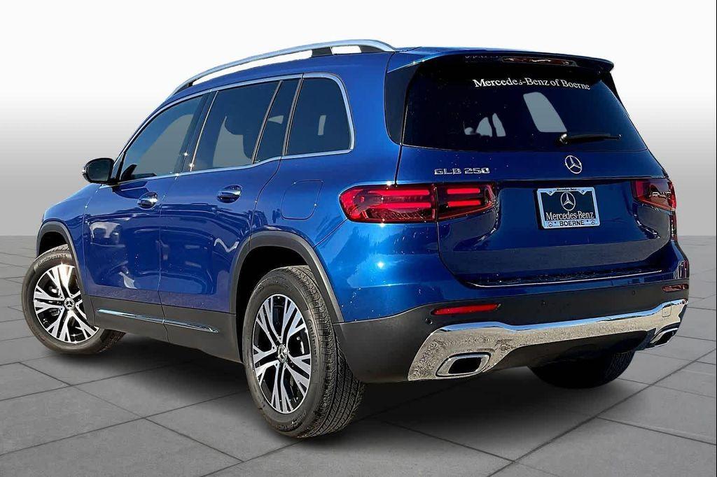 used 2025 Mercedes-Benz GLB 250 car, priced at $41,555