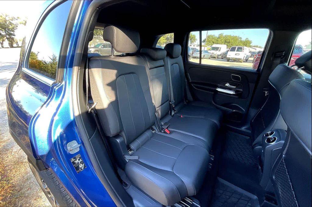 used 2025 Mercedes-Benz GLB 250 car, priced at $41,555