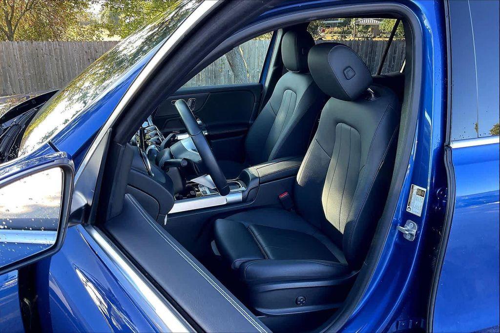 used 2025 Mercedes-Benz GLB 250 car, priced at $41,555