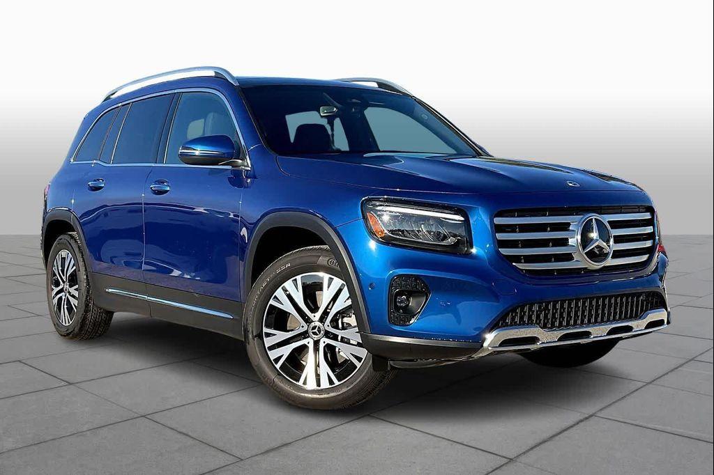 used 2025 Mercedes-Benz GLB 250 car, priced at $41,555