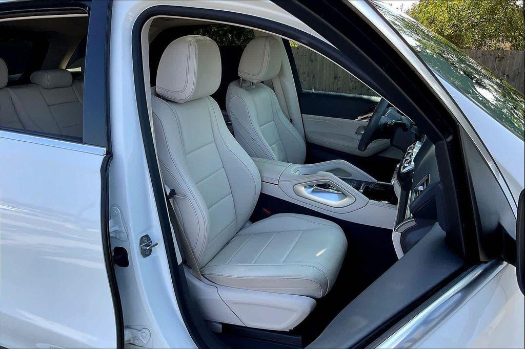 used 2020 Mercedes-Benz GLE 350 car, priced at $35,996