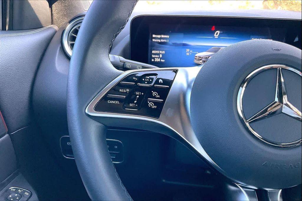 used 2025 Mercedes-Benz GLA 250 car, priced at $36,782