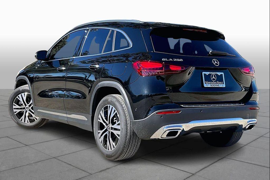 used 2025 Mercedes-Benz GLA 250 car, priced at $36,782