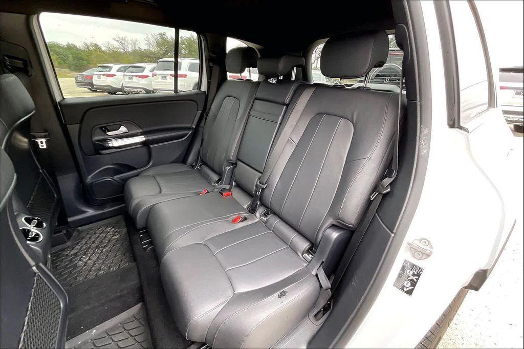 used 2022 Mercedes-Benz GLB 250 car, priced at $31,018