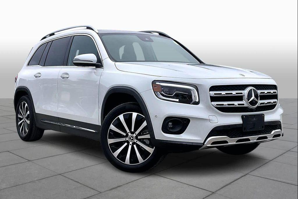 used 2022 Mercedes-Benz GLB 250 car, priced at $31,018