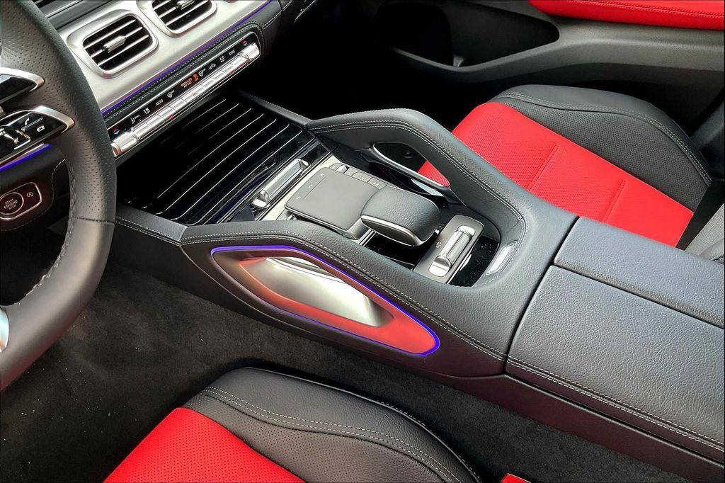 new 2025 Mercedes-Benz GLE 450 car, priced at $92,620