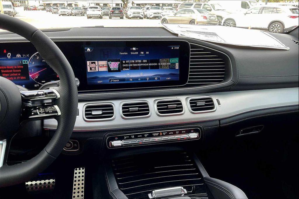 new 2025 Mercedes-Benz GLE 450 car, priced at $92,620