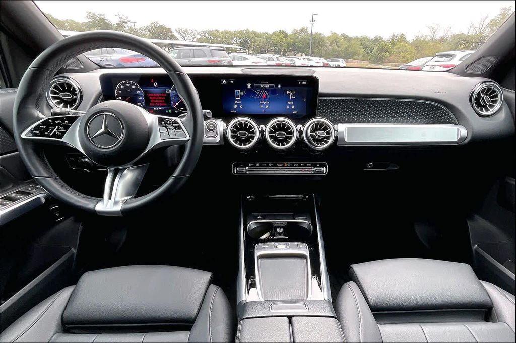 used 2025 Mercedes-Benz GLB 250 car, priced at $40,877