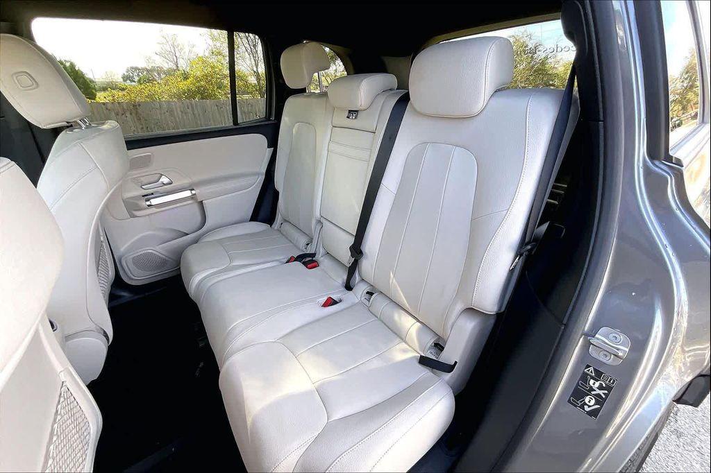 used 2025 Mercedes-Benz GLB 250 car, priced at $40,282